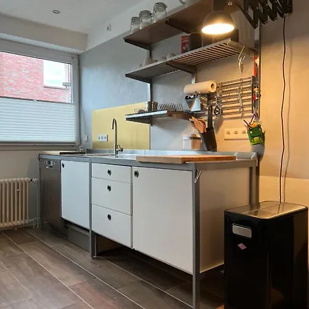 Prázdninový dům Aussergewoehnliches Haus Mit Sauna, Kamin Und Garten Wilhelmshaven