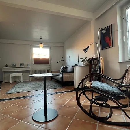 Prázdninový dům Aussergewoehnliches Haus Mit Sauna, Kamin Und Garten Wilhelmshaven