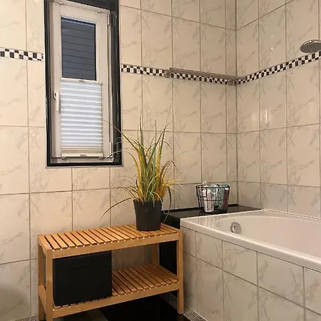 Aussergewoehnliches Haus Mit Sauna, Kamin Und Garten Wilhelmshaven