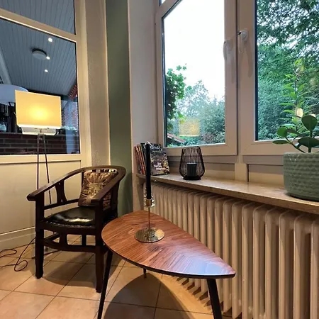 Aussergewoehnliches Haus Mit Sauna, Kamin Und Garten