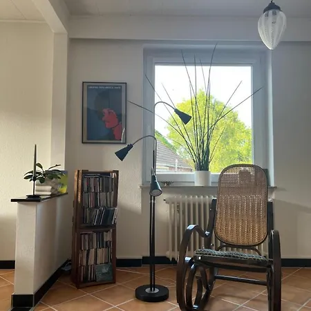 Prázdninový dům Aussergewoehnliches Haus Mit Sauna, Kamin Und Garten