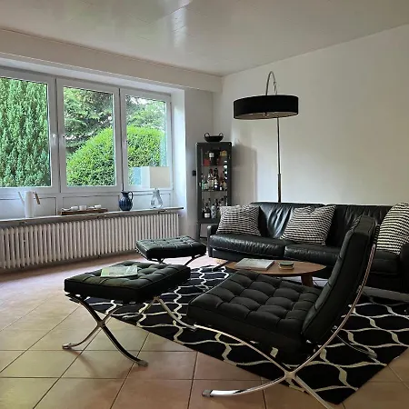 Prázdninový dům Aussergewoehnliches Haus Mit Sauna, Kamin Und Garten *