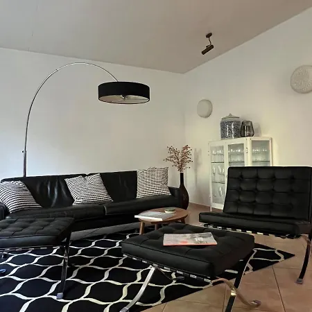 Aussergewoehnliches Haus Mit Sauna, Kamin Und Garten Wilhelmshaven