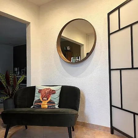 Prázdninový dům Aussergewoehnliches Haus Mit Sauna, Kamin Und Garten *